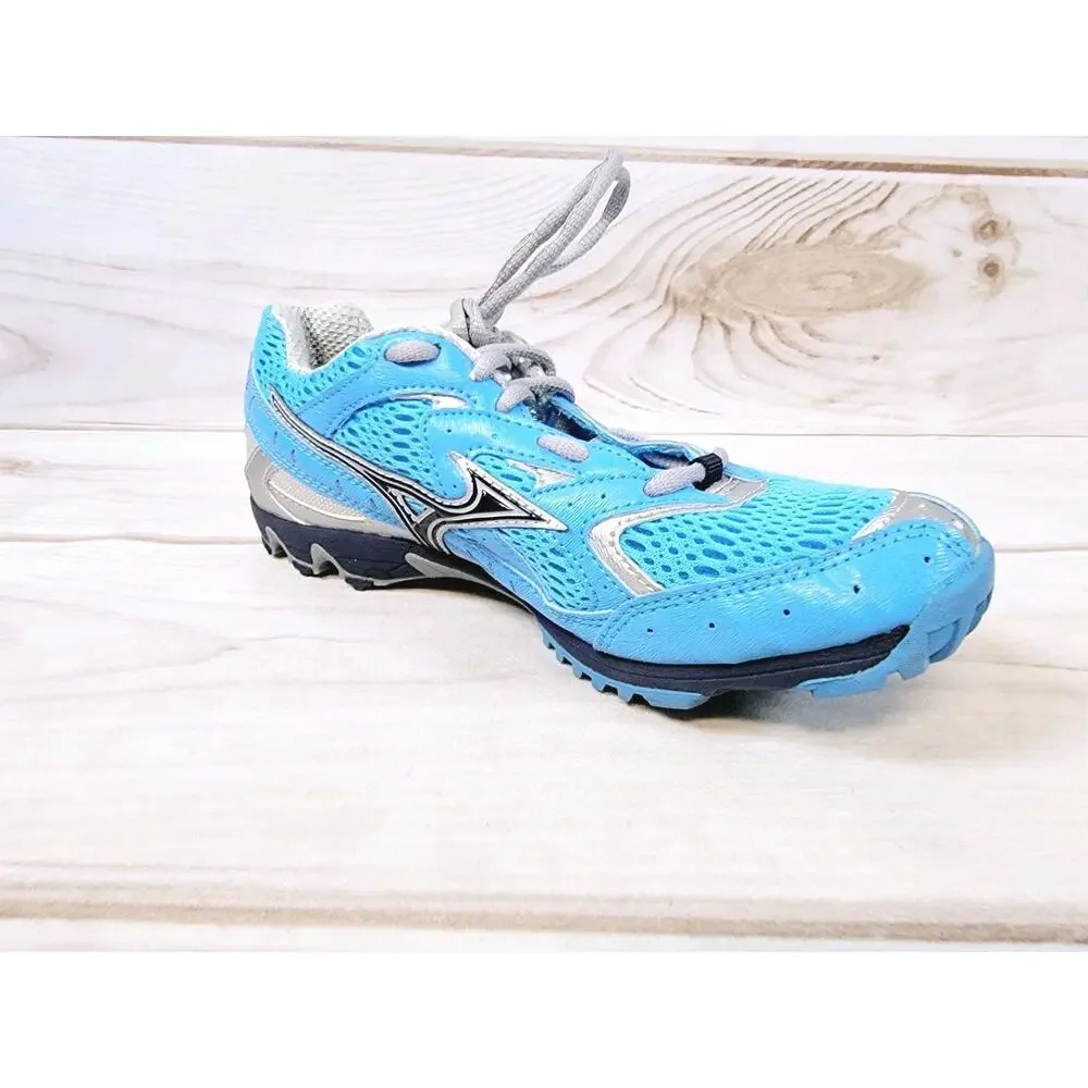 Mizuno Track & Field WAVE KAZE 2 Dimple Womens Size 7 IN BOX